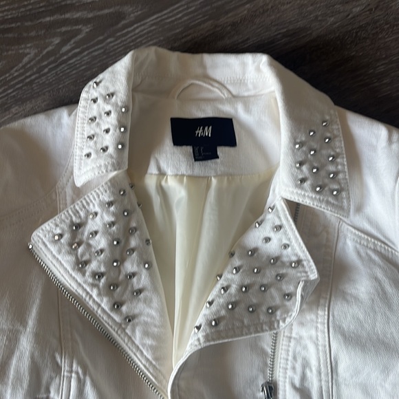 Studded White Jean Jacket - Picture 4 of 8
